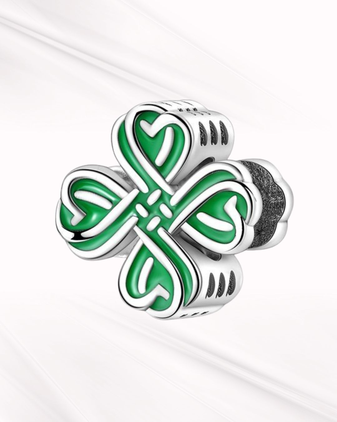 Fortune Trebol Charm