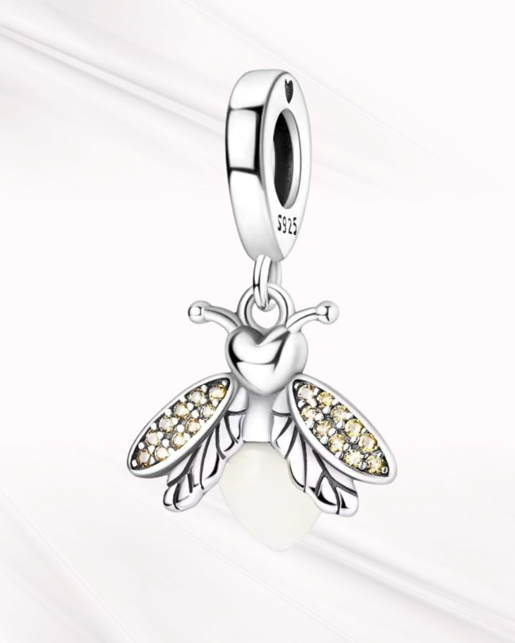Sweet Bee Charm