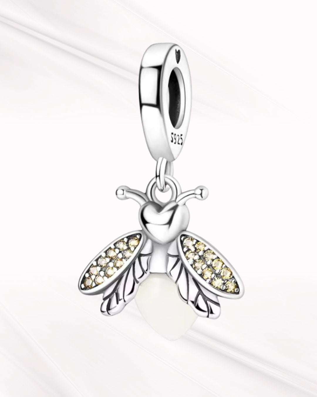 Sweet Bee Charm