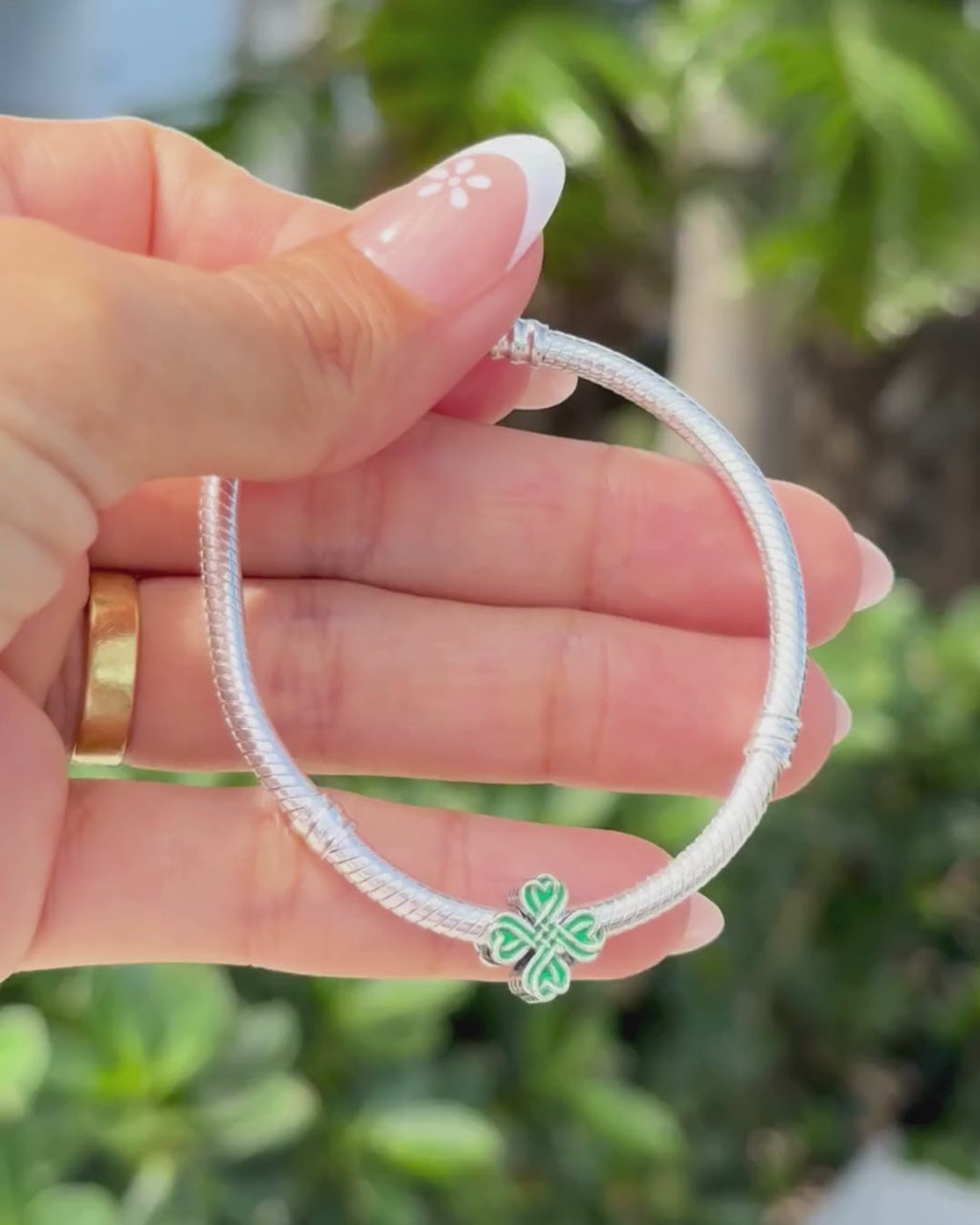 Fortune Trebol Charm